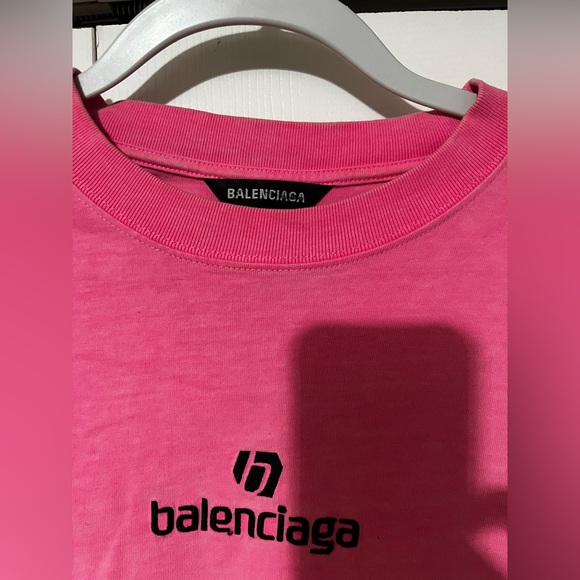 100% Authentic Balenciaga Pink Oversized logo T-shirt premium high quality Tee - Picture 8 of 9